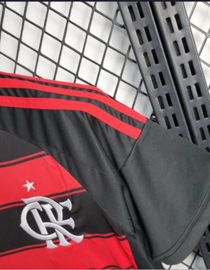 Foto 2 — KIT INFANTIL FLAMENGO HOME I 25/26