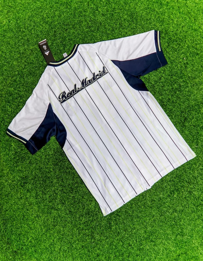 Foto 2 — CAMISA REAL MADRID US PACK 2025/26 - EDIÇÃO BASEBALL