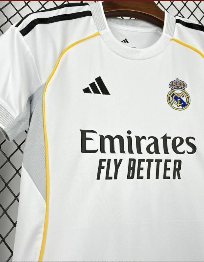 Foto 2 — Kit Infantil Real Madrid Home 25/26 - Branco